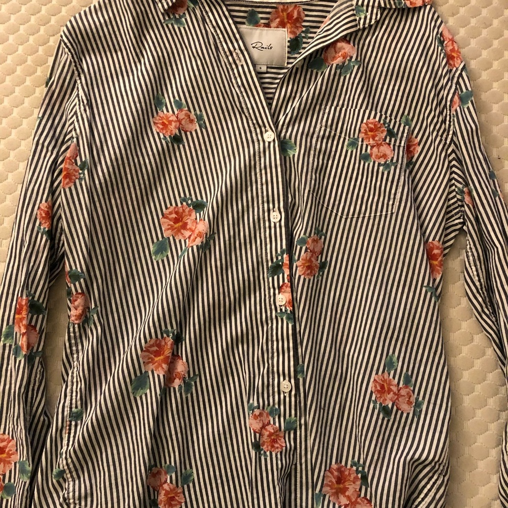 Button Up Shift - Picture 3 of 3
